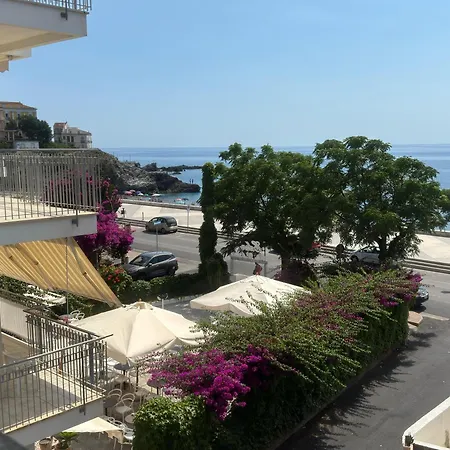 Fata Morgana Guest Affittacamere 3*