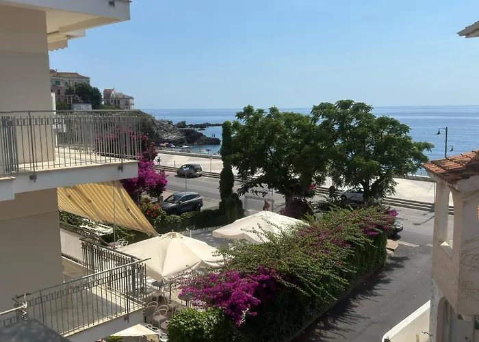 Fata Morgana Guest Casa de hóspedes 3*